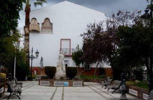 Plaza del Emigrante Destino Cádiz